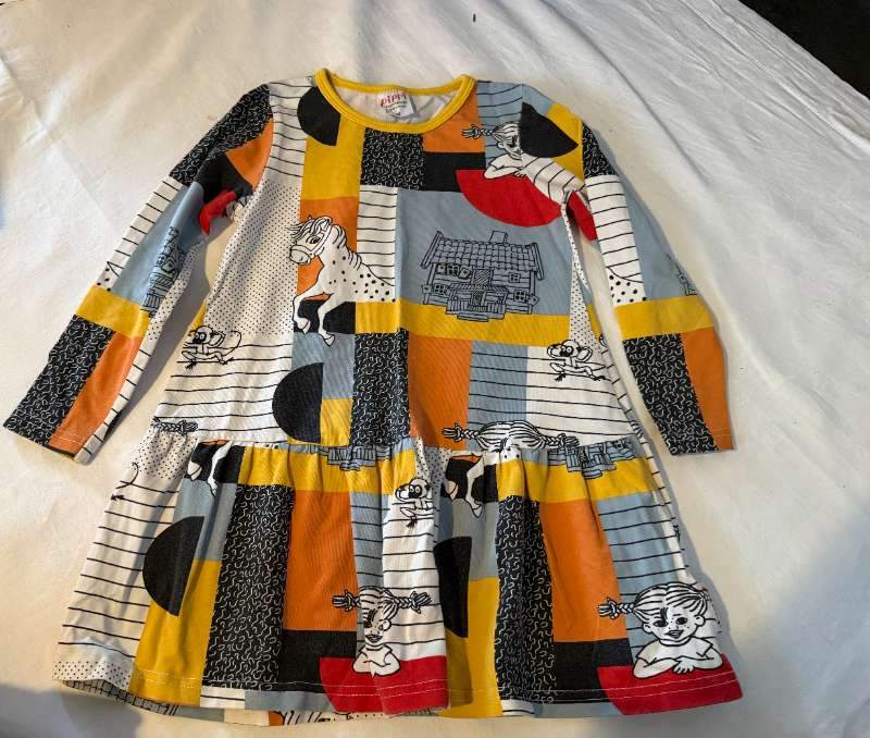 Lína langsokkur kjóll str. 104