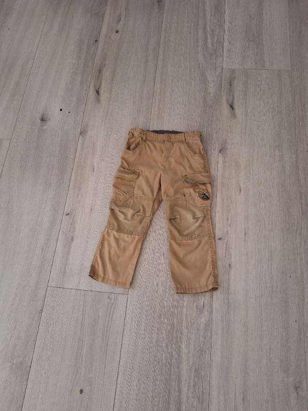Mjukar ljósbrùnar buxur