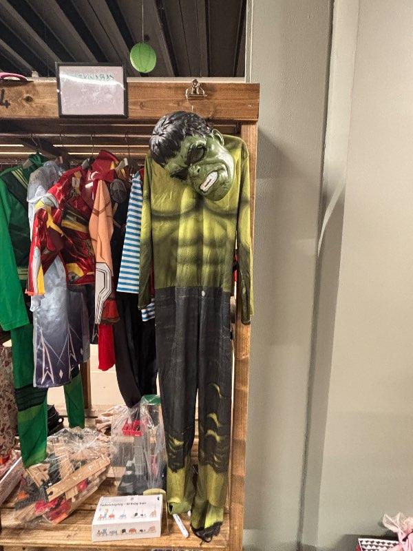 Hulk búningur og gríma