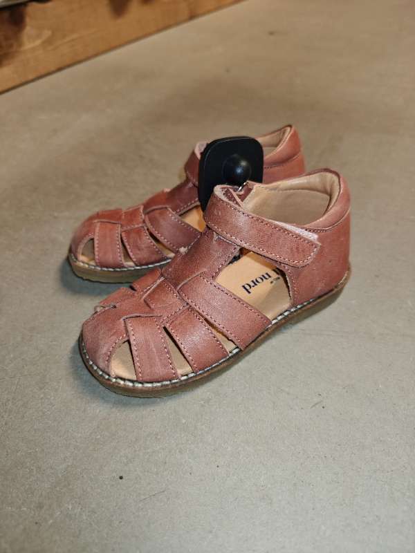 Petit Nord sandalar